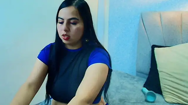 Snapshot of Aly_Smith_ chatting on October 1, 2025, 12:09 pm Aly Smith online show from October 1, 2025, 12:09 pm