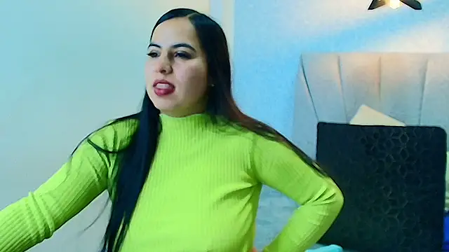 Snapshot of Aly_Smith_ chatting on September 29, 2025, 11:49 am Aly Smith online show from September 29, 2025, 11:49 am