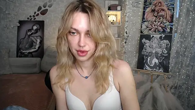 Snapshot of NickyAdamidi chatting on June 11, 2026, 4:15 pm NickyAdamidi online show from June 11, 2026, 4:15 pm