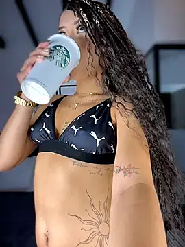 MystiqueXXX online show from February 10, 2026, 1:21 pm