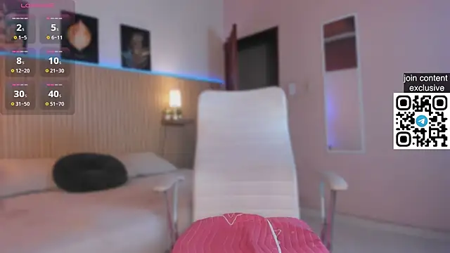 Snapshot of Sirenita_petitexoxo chatting on September 26, 2025, 9:38 am Sirenita petitexoxo online show from September 26, 2025, 9:38 am