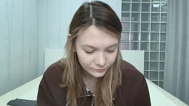 Sunny Sammy online show from April 11, 2026, 1:13 am