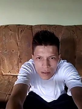 elinnki online show from October 25, 2025, 5:57 pm