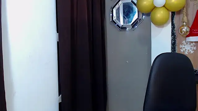 fire and moon online show from November 17, 2025, 1:53 am