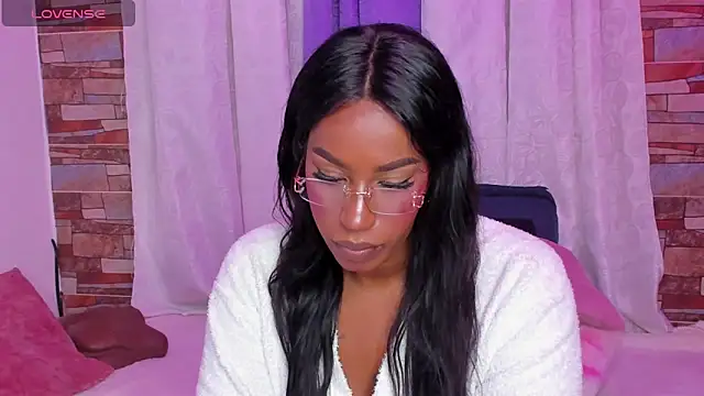 Brandy brown  online show from March 5, 2026, 11:43 pm