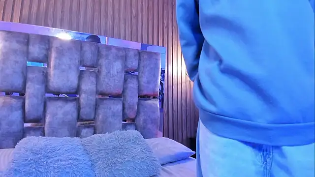 owen  johnson online show from February 5, 2026, 12:12 pm