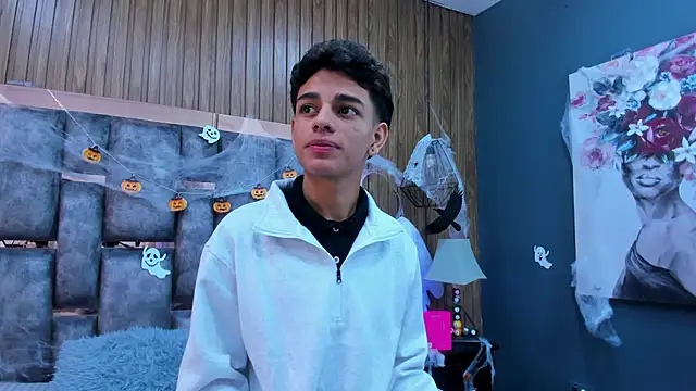 owen  johnson online show from November 3, 2025, 12:20 pm