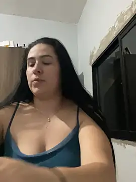 Snapshot of IvettSt_ chatting on June 19, 2026, 4:29 am IvettSt online show from June 19, 2026, 4:29 am