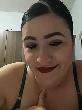 Snapshot of IvettSt_ chatting on July 18, 2026, 4:54 am IvettSt online show from July 18, 2026, 4:54 am