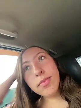 Tiara 19 online show from February 6, 2026, 7:43 pm