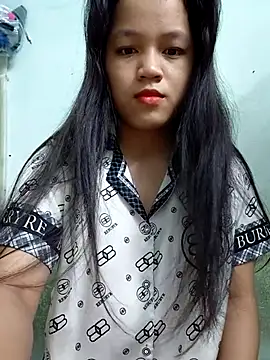 Snapshot of BabySweet-18 chatting on April 27, 2026, 7:17 am BabySweet-18 online show from April 27, 2026, 7:17 am