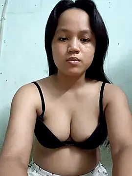 Snapshot of BabySweet-18 chatting on June 18, 2026, 2:43 am BabySweet-18 online show from June 18, 2026, 2:43 am