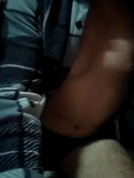 Snapshot of Ynsemr chatting on October 22, 2025, 7:02 pm Ynsemr online show from October 22, 2025, 7:02 pm