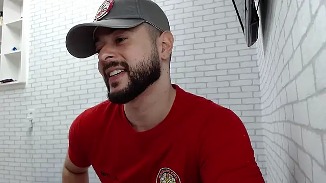 BombeiroHotx online show from November 11, 2025, 11:31 pm