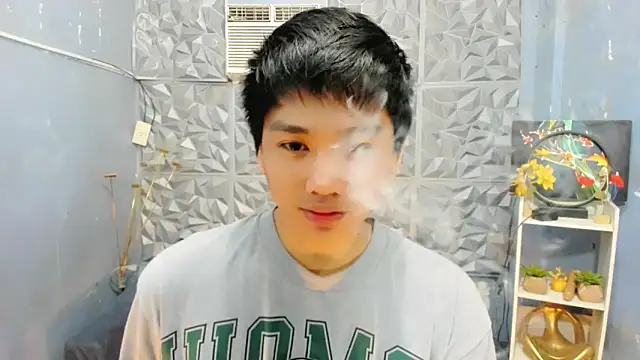 Snapshot of Mister_officer69 chatting on February 8, 2026, 3:48 am Mister officer69 online show from February 8, 2026, 3:48 am