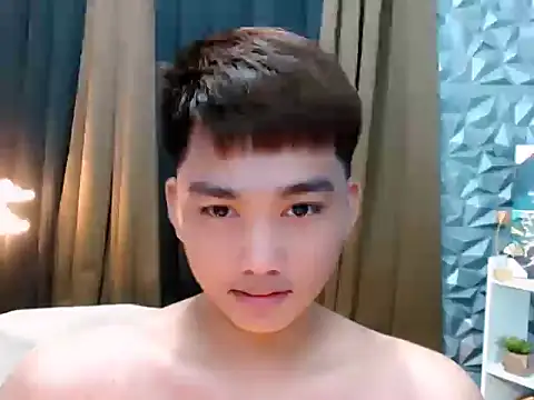 Snapshot of Mister_officer69 chatting on September 10, 2025, 3:27 am Mister officer69 online show from September 10, 2025, 3:27 am