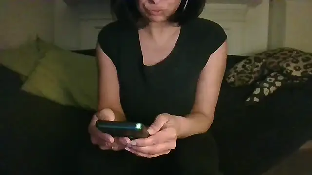 Snapshot of Tara-Kandy chatting on May 15, 2026, 10:19 pm Tara-Kandy online show from May 15, 2026, 10:19 pm