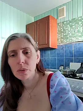 Snapshot of CandiCole chatting on May 12, 2026, 7:38 am CandiCole online show from May 12, 2026, 7:38 am