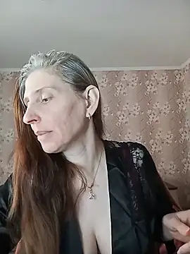 Snapshot of CandiCole chatting on May 20, 2026, 5:26 am CandiCole online show from May 20, 2026, 5:26 am