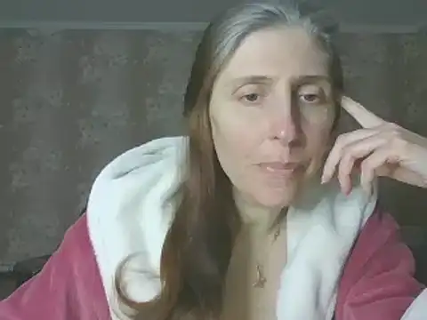 Snapshot of CandiCole chatting on April 21, 2026, 12:23 pm CandiCole online show from April 21, 2026, 12:23 pm