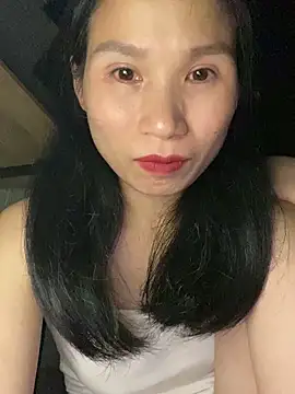 Snapshot of MinHiNi chatting on September 19, 2025, 7:29 pm MinHiNi online show from September 19, 2025, 7:29 pm