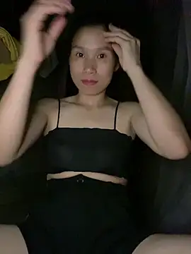 Snapshot of MinHiNi chatting on September 25, 2025, 3:51 pm MinHiNi online show from September 25, 2025, 3:51 pm