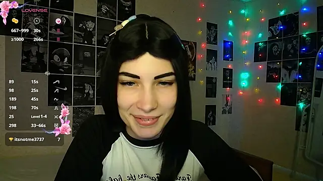 Snapshot of mskissa chatting on October 23, 2025, 12:09 am mskissa online show from October 23, 2025, 12:09 am