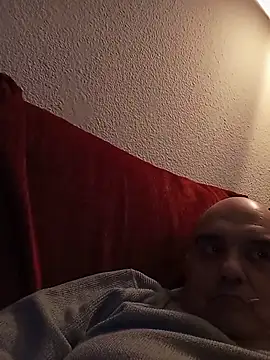 Snapshot of geli45 chatting on January 11, 2026, 10:27 pm geli45 online show from January 11, 2026, 10:27 pm