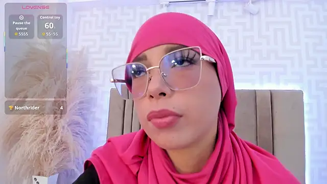Snapshot of naishaa_ chatting on July 3, 2026, 5:30 pm naishaa online show from July 3, 2026, 5:30 pm