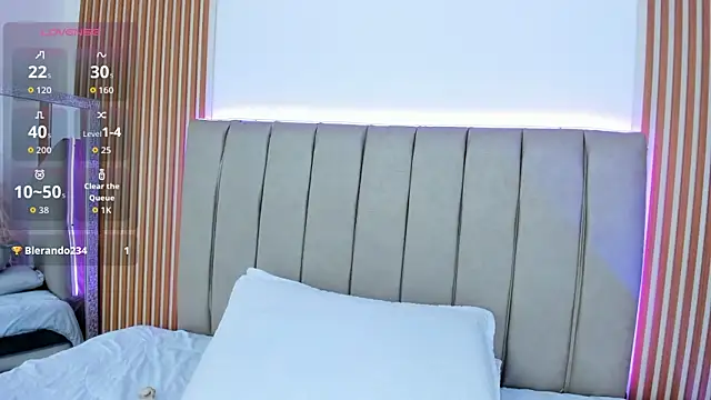 naishaa  online show from November 20, 2025, 6:41 pm