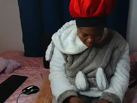 Snapshot of AeroSexx chatting on October 19, 2025, 12:02 am AeroSexx online show from October 19, 2025, 12:02 am