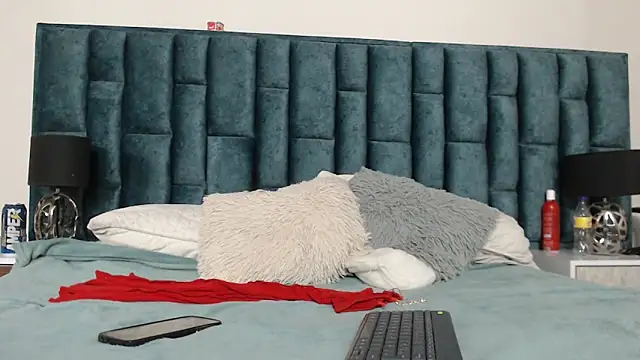 Snapshot of Emma_Foxi chatting on November 20, 2025, 8:53 pm Emma Foxi online show from November 20, 2025, 8:53 pm