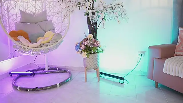 JadeSummerr online show from September 16, 2025, 11:33 am