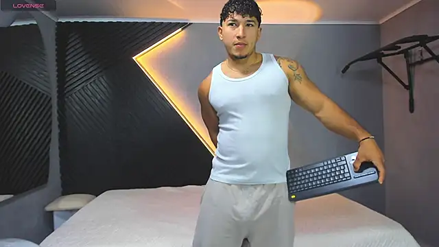 Snapshot of Horny_nick18 chatting on April 20, 2026, 1:24 pm Horny nick18 online show from April 20, 2026, 1:24 pm