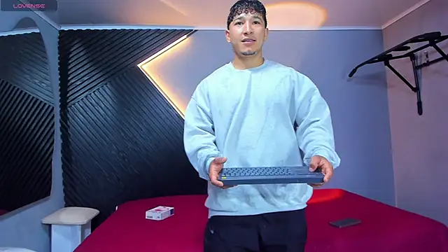 Snapshot of Horny_nick18 chatting on March 30, 2026, 1:12 pm Horny nick18 online show from March 30, 2026, 1:12 pm