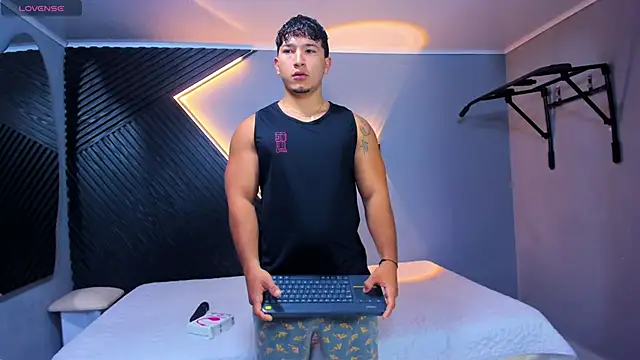 Snapshot of Horny_nick18 chatting on April 9, 2026, 9:59 am Horny nick18 online show from April 9, 2026, 9:59 am