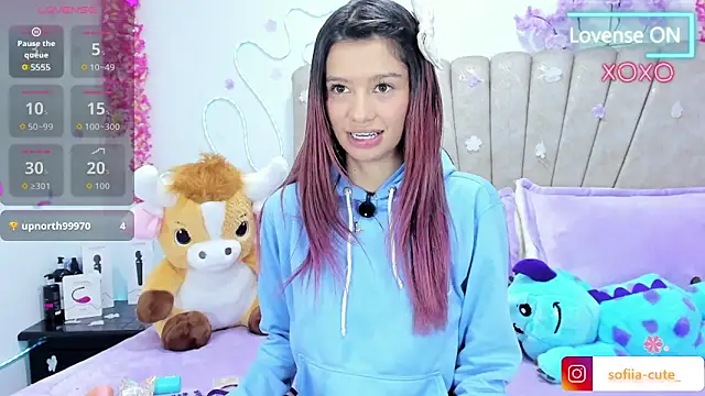 Snapshot of Sofiia_Cute chatting on June 10, 2026, 3:30 am Sofiia Cute online show from June 10, 2026, 3:30 am