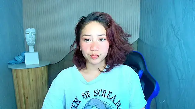 valentina r  online show from October 11, 2025, 3:18 am