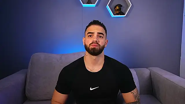 Paul Phoenix online show from February 8, 2026, 8:17 pm