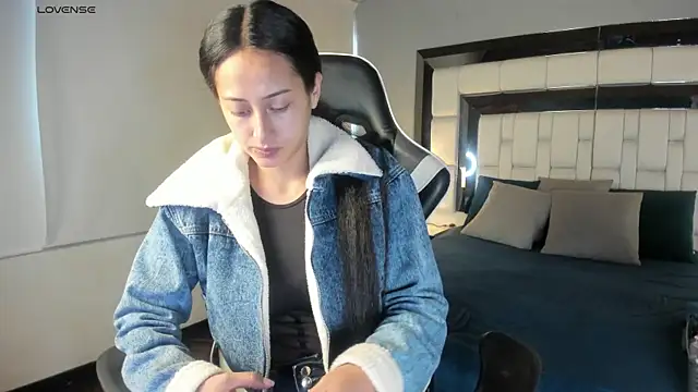 Adhara7 online show from October 11, 2025, 8:21 pm