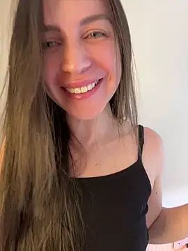 Snapshot of karinasantos_ chatting on April 17, 2026, 7:49 pm karinasantos online show from April 17, 2026, 7:49 pm