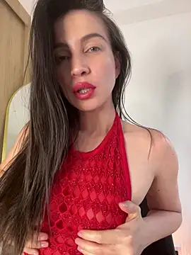 Snapshot of karinasantos_ chatting on April 16, 2026, 10:45 pm karinasantos online show from April 16, 2026, 10:45 pm