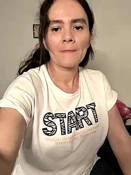 Snapshot of Stelleknoxxx chatting on October 14, 2025, 9:47 pm Stelleknoxxx online show from October 14, 2025, 9:47 pm