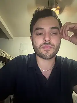 Snapshot of acmello83 chatting on March 26, 2026, 4:00 am acmello83 online show from March 26, 2026, 4:00 am