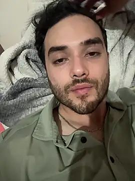 Snapshot of acmello83 chatting on March 24, 2026, 4:01 am acmello83 online show from March 24, 2026, 4:01 am