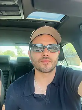 Snapshot of acmello83 chatting on March 24, 2026, 7:03 pm acmello83 online show from March 24, 2026, 7:03 pm