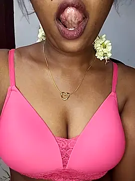 Snapshot of Tamil_kavinila chatting on November 8, 2025, 3:15 pm Tamil kavinila online show from November 8, 2025, 3:15 pm