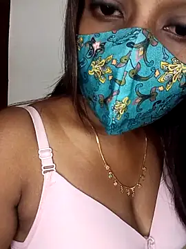 Snapshot of Tamil_kavinila chatting on March 14, 2026, 4:40 am Tamil kavinila online show from March 14, 2026, 4:40 am