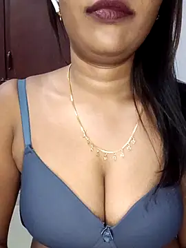 Snapshot of Tamil_kavinila chatting on March 7, 2026, 4:23 pm Tamil kavinila online show from March 7, 2026, 4:23 pm