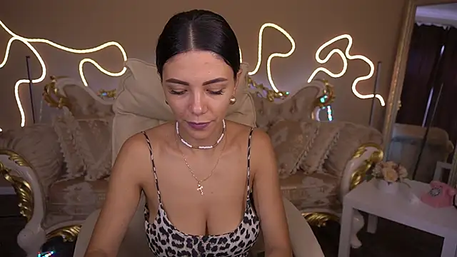 Snapshot of OnlyXxandra chatting on October 4, 2025, 1:23 pm OnlyXxandra online show from October 4, 2025, 1:23 pm